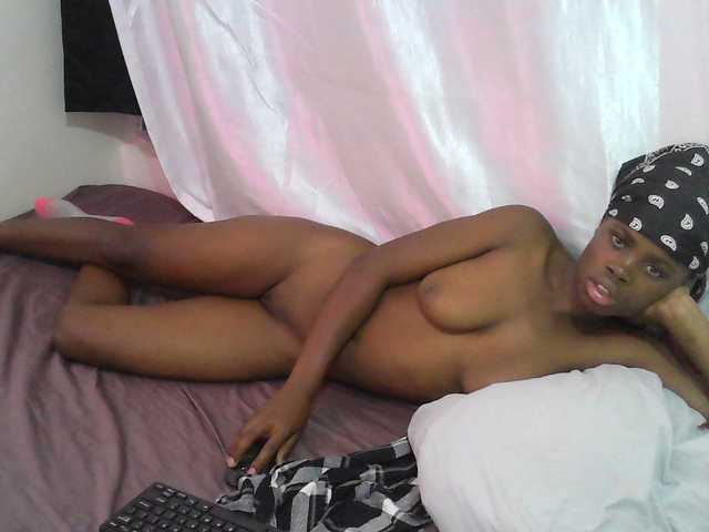 Hot-shizo's BongaCams show and profile