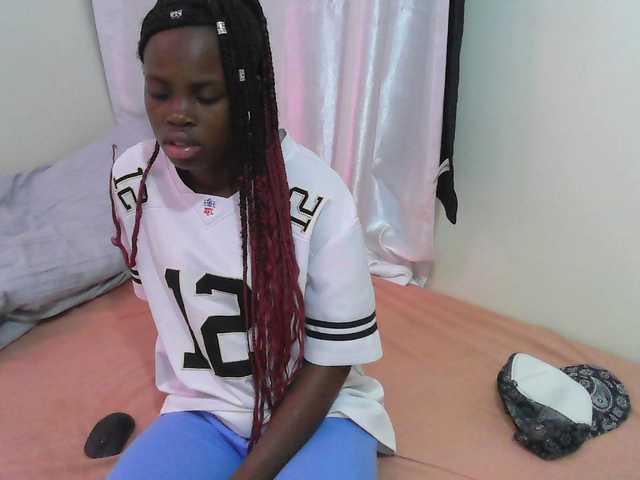 Hot-shizo's BongaCams show and profile