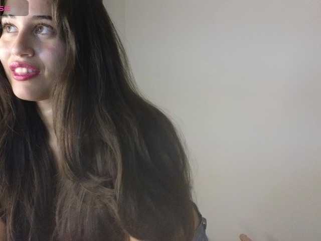 Bella-Rose live cam on BongaCams