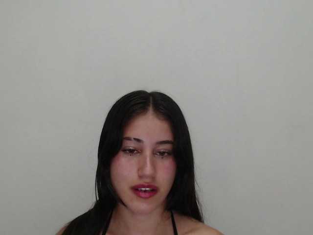 Bella-Rose live cam on BongaCams