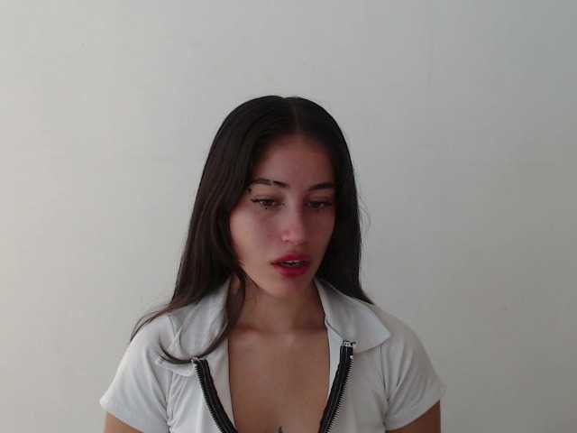 Bella-Rose live cam on BongaCams