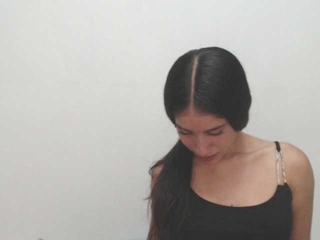 Bella-Rose live cam on BongaCams