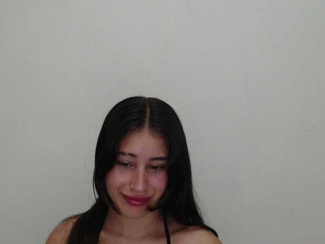 Bella-Rose live cam on BongaCams