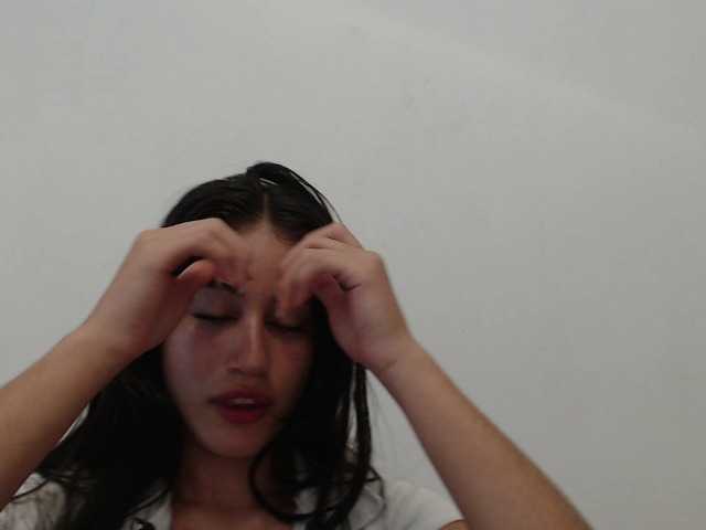 Bella-Rose live cam on BongaCams
