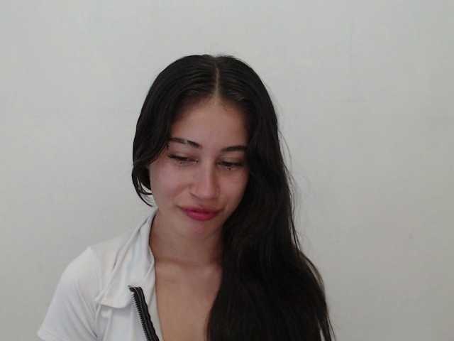 Bella-Rose live cam on BongaCams