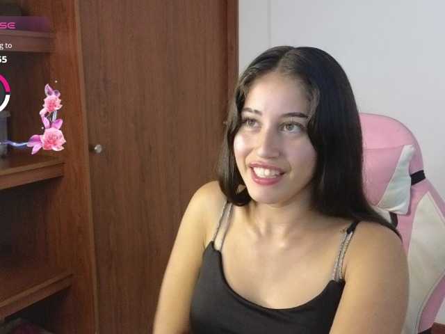 Bella-Rose live cam on BongaCams