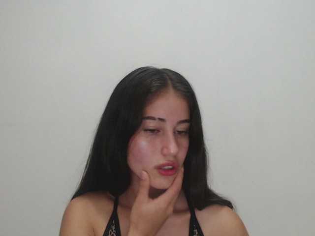 Bella-Rose live cam on BongaCams