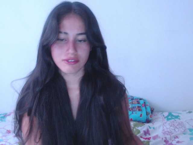 Bella-Rose live cam on BongaCams