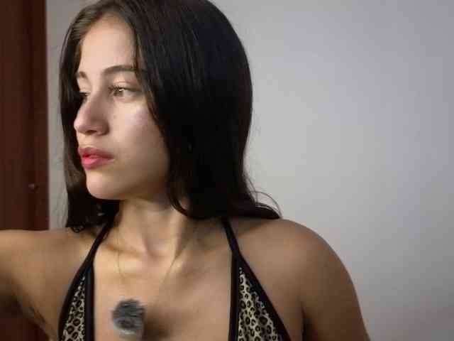 BellaRose- webcam