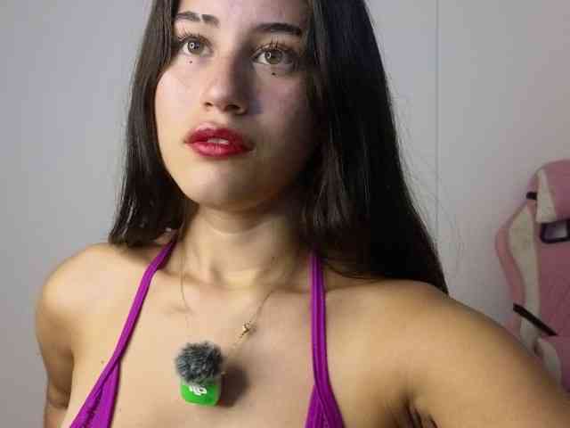 BellaRose- webcam