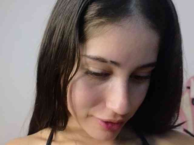 BellaRose- webcam
