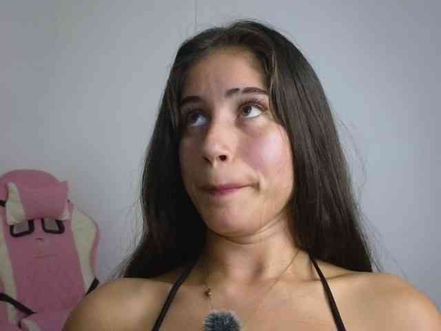 BellaRose- webcam