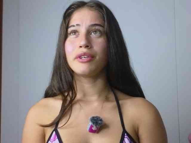 BellaRose- webcam
