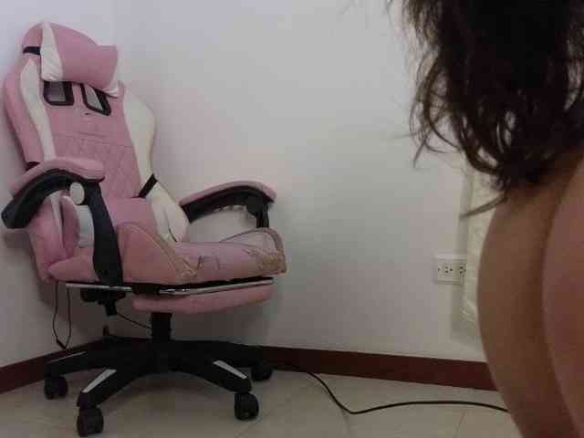 BellaRose- webcam