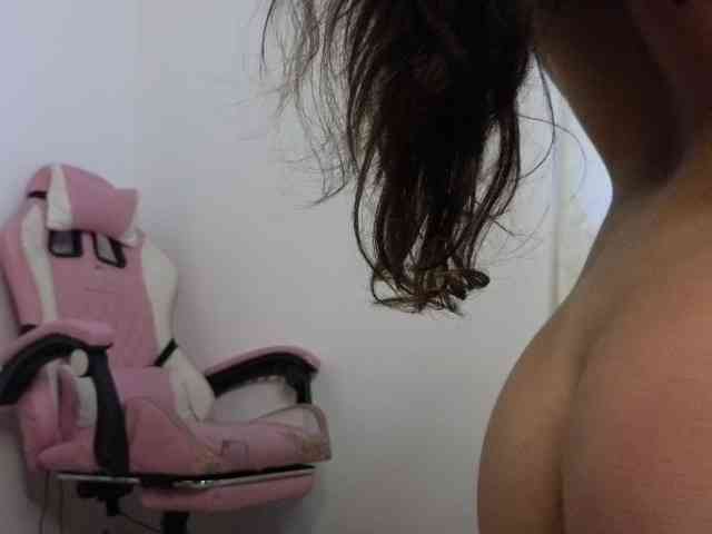 BellaRose- webcam