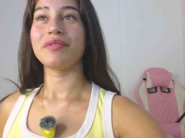 BellaRose- webcam