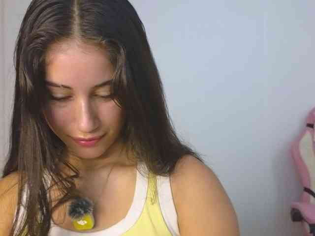 BellaRose- webcam