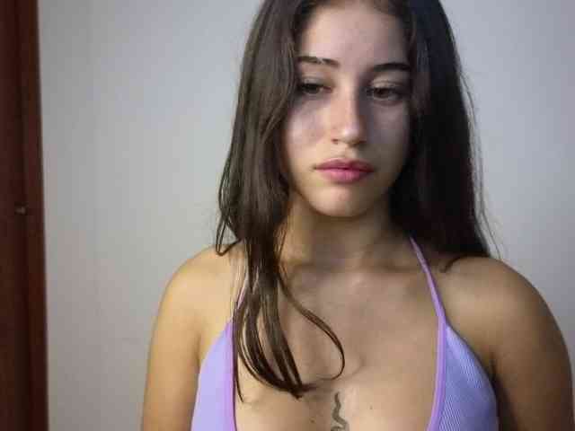 BellaRose- webcam