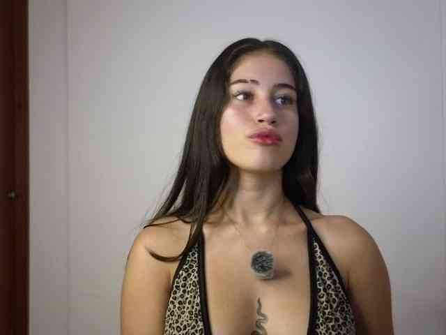 BellaRose- webcam