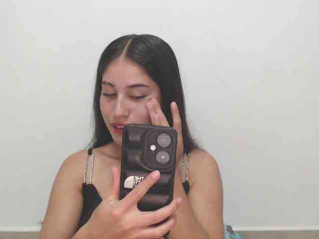 BellaRose- webcam