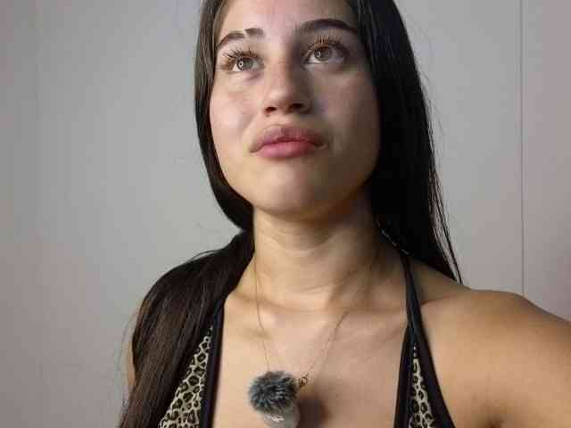 BellaRose- webcam