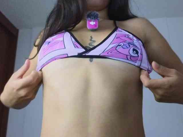 BellaRose- webcam