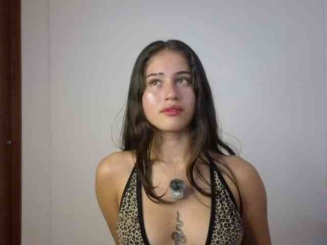 BellaRose- webcam