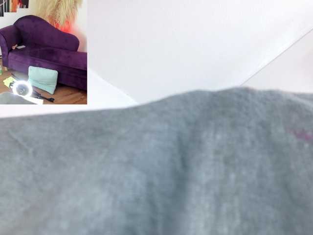 Emma-sexxy live cam on BongaCams