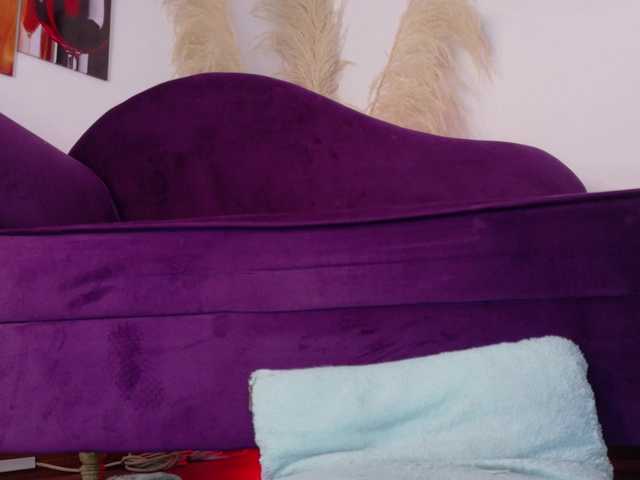 Emma-sexxy live cam on BongaCams