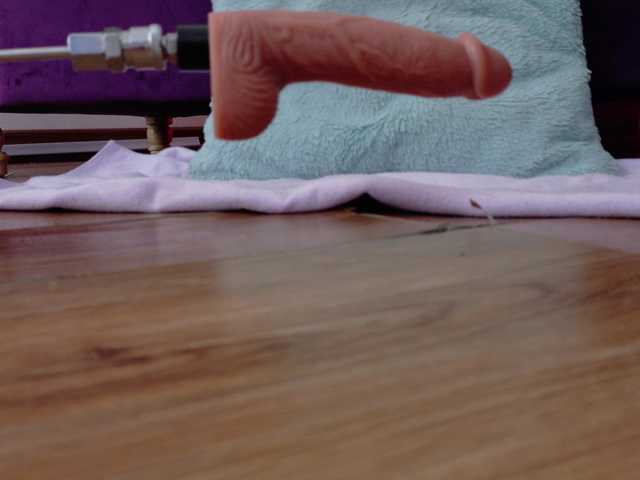 Emma-sexxy, en directo ahora en BongaCams