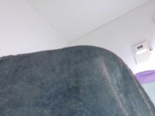 Emma-sexxy live cam on BongaCams