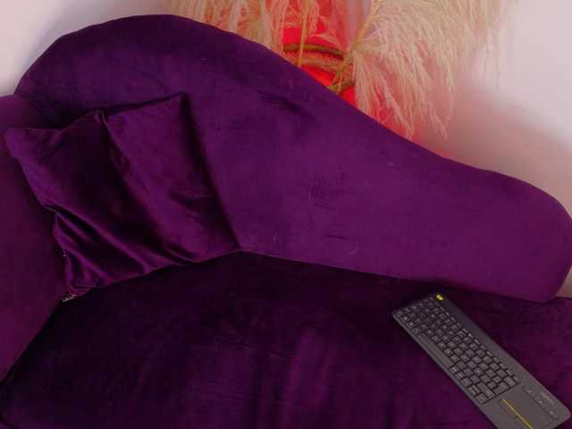 Emma-sexxy live cam on BongaCams
