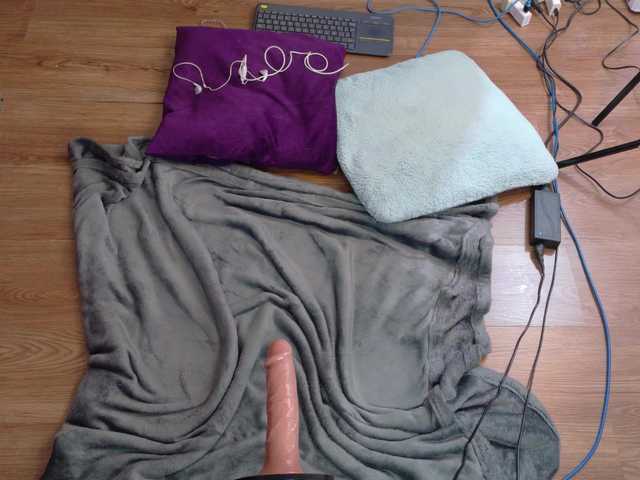 Emma-sexxy live cam on BongaCams
