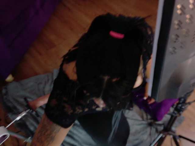 Emma-sexxy live webcam show