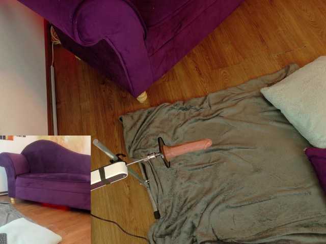 Emma-sexxy live cam on BongaCams