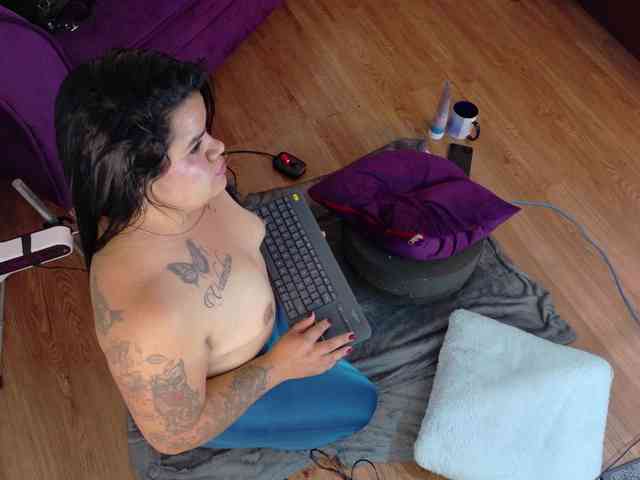 Emma-sexxy webcam