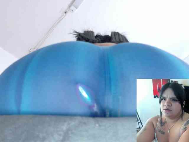 Emma-sexxy Live Webcam on BongaCams