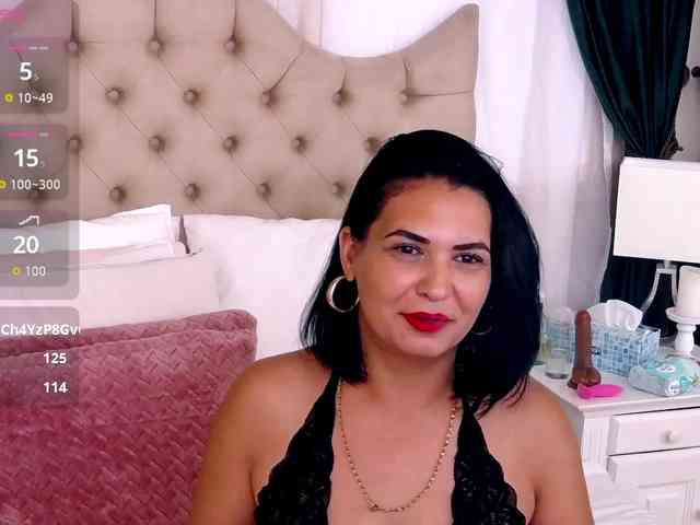 AngelaGarrett Live Webcam on BongaCams