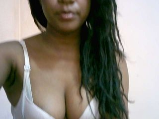 mimie23's Live Webcam