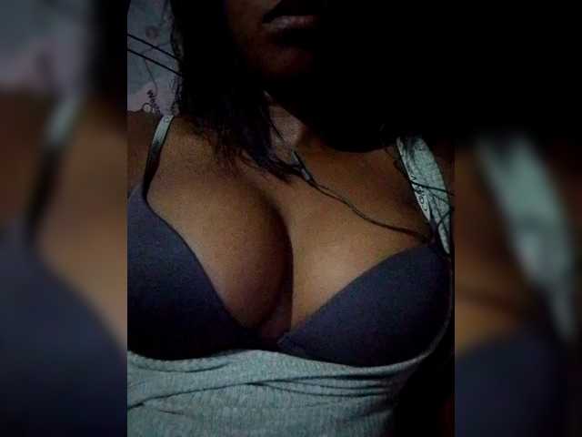 mimie23 live webcam show