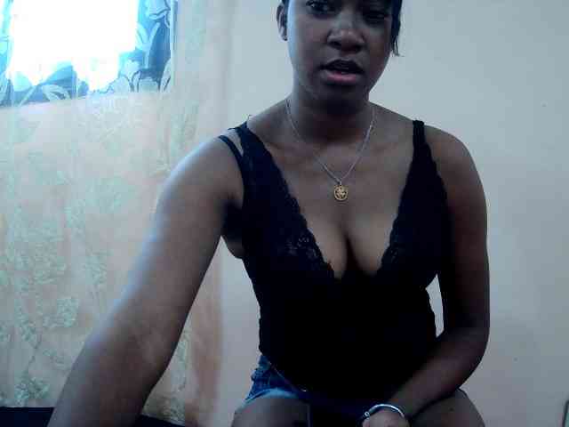 mimie23 webcam