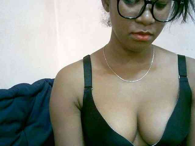 mimie23 webcam