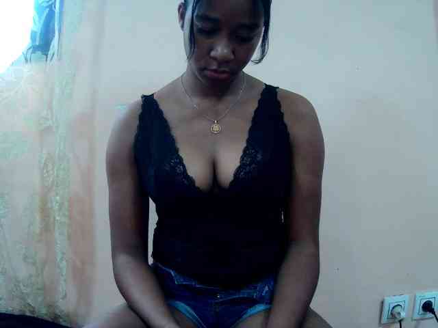 mimie23 webcam