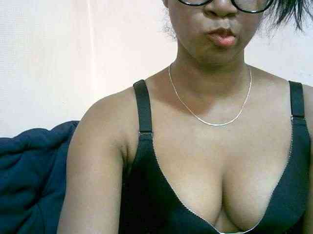 mimie23 webcam