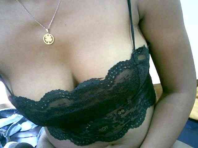 mimie23 webcam