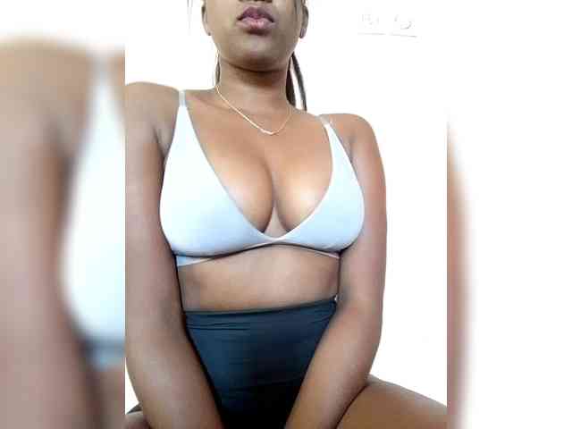 mimie23 webcam