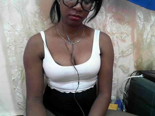 mimie23 webcam