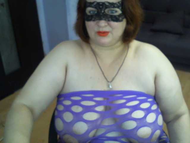 AgilaMipo live webcam show