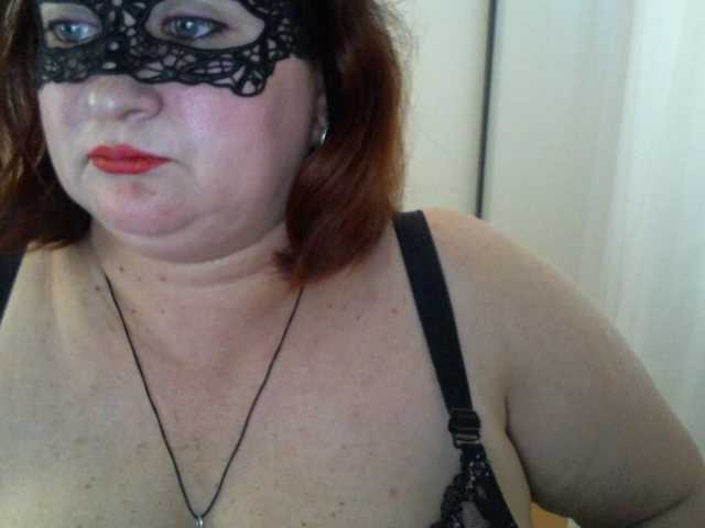 AgilaMipo live cam on BongaCams