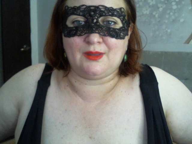 AgilaMipo live cam on BongaCams